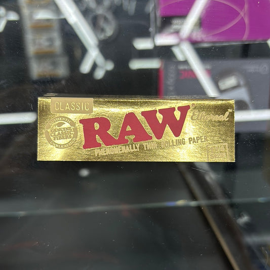 Raw classic ethereal phenomenally, thin, rolling paper 1 1/4 size ￼
