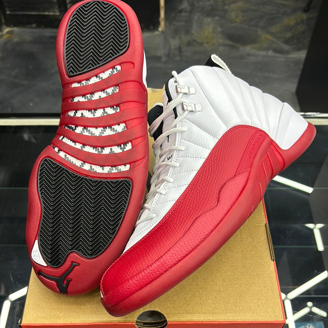 Air Jordan, 12, retro white/black varsity red