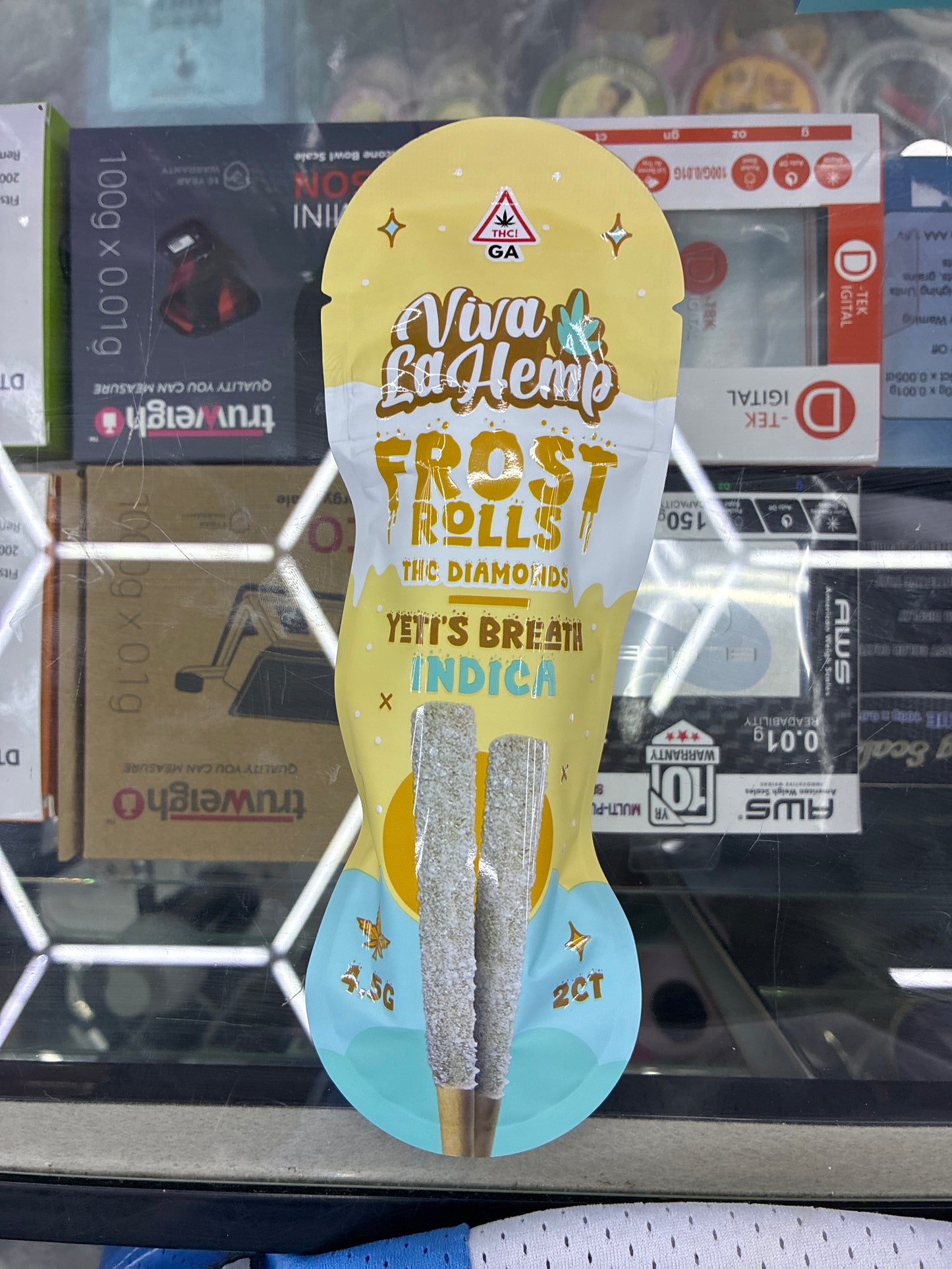 Viva la hemp frost rolls thca diamonds frost yetis breath indica
