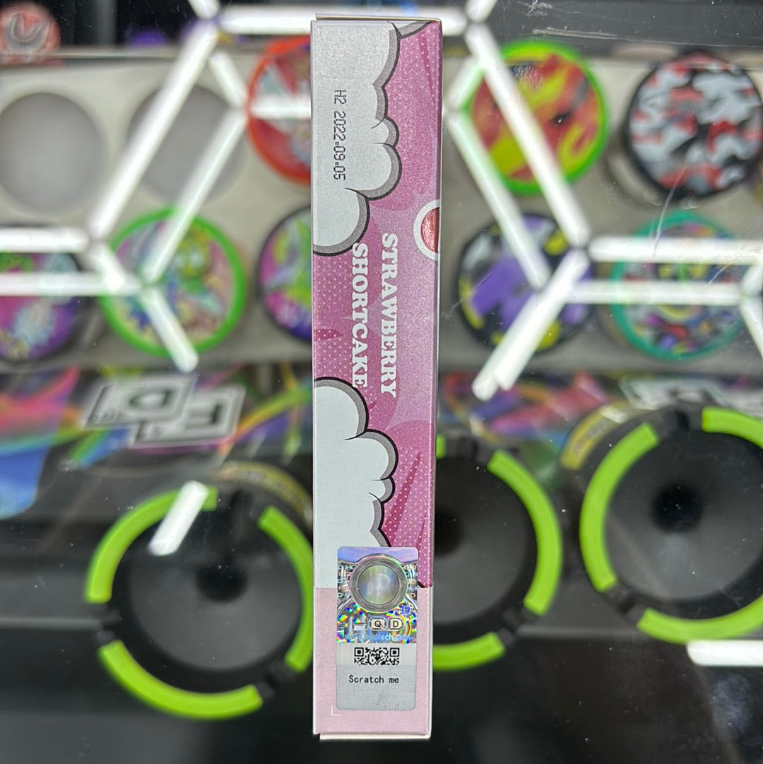 HQD strawberry shortcake, 1200 puffs curvie plus