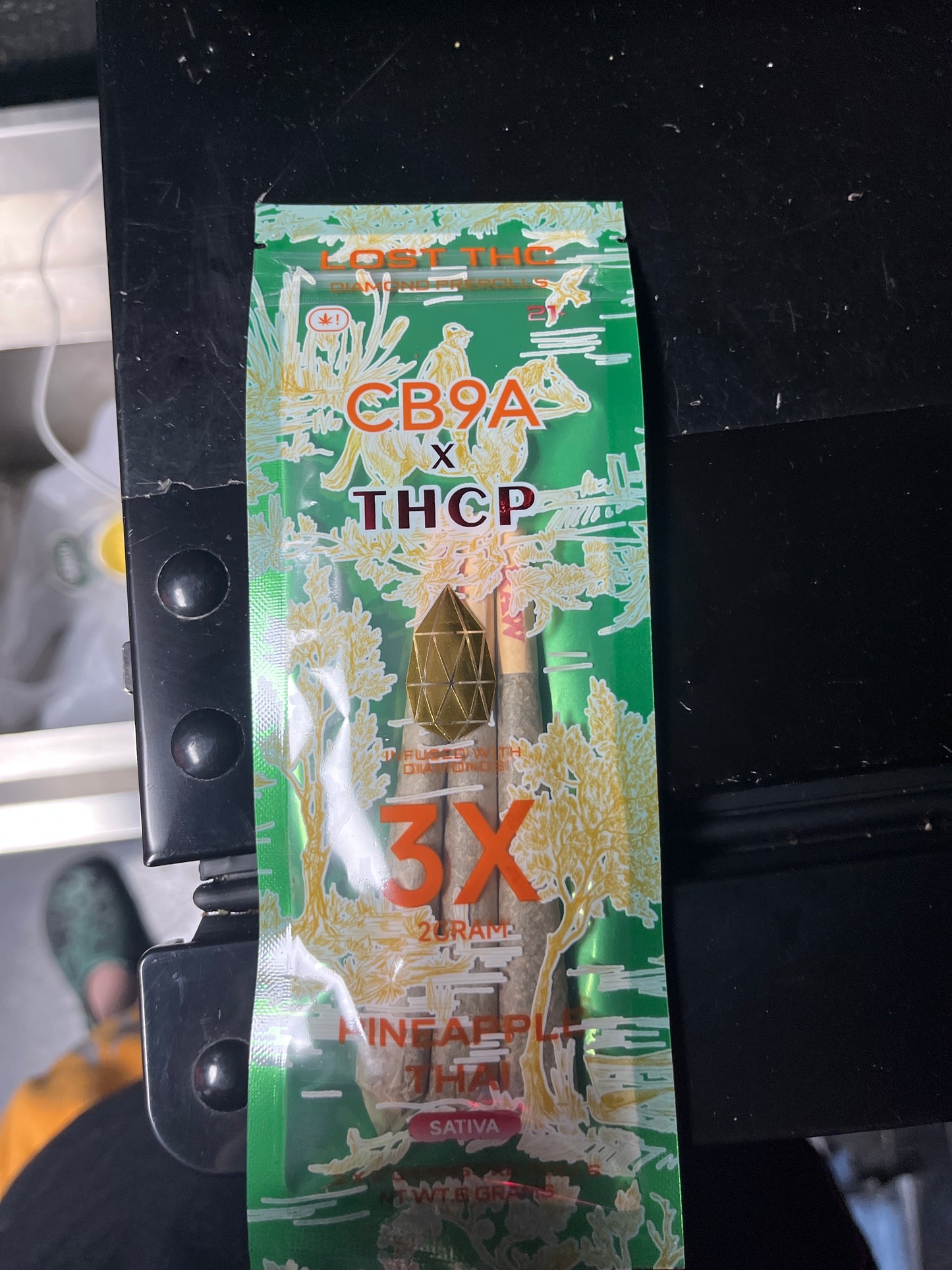 Lost thca x CB9A x THCP pineapple Thai sativa