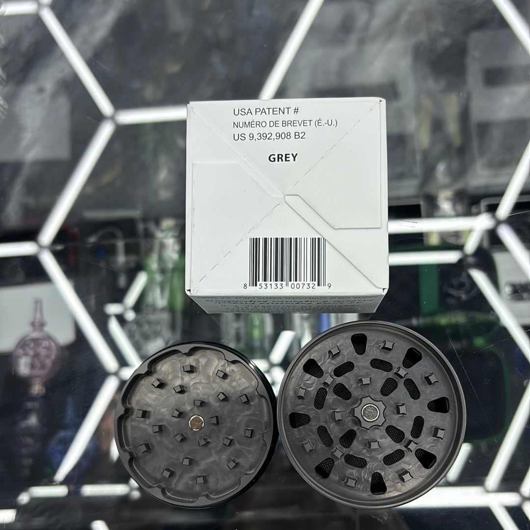 Santa Cruz shredder, gray large grinder