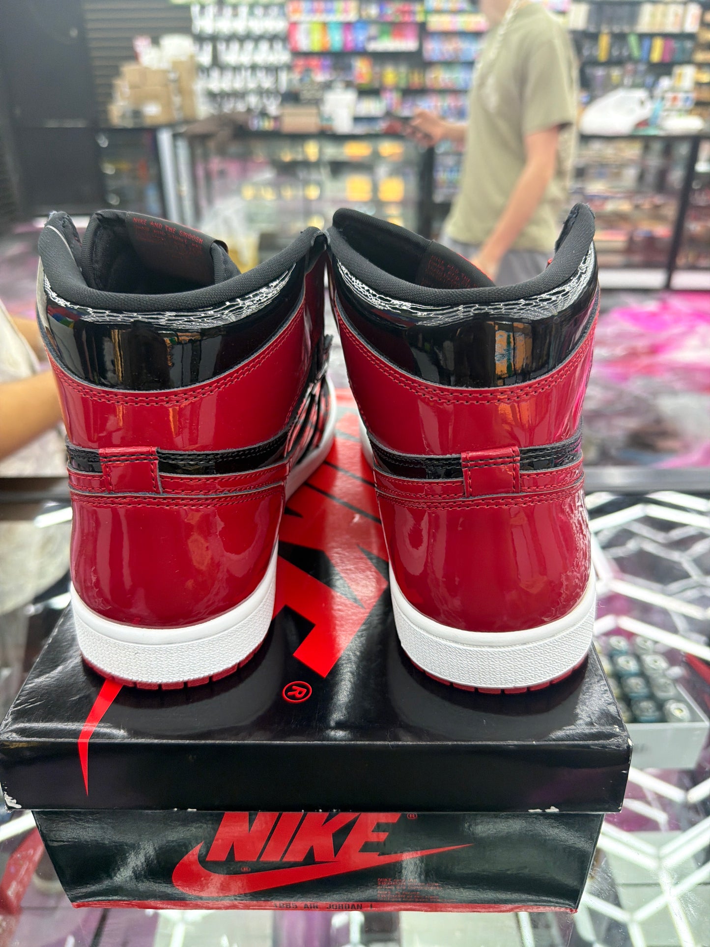 Air Jordan 1 Patent Bred Sz 9.5