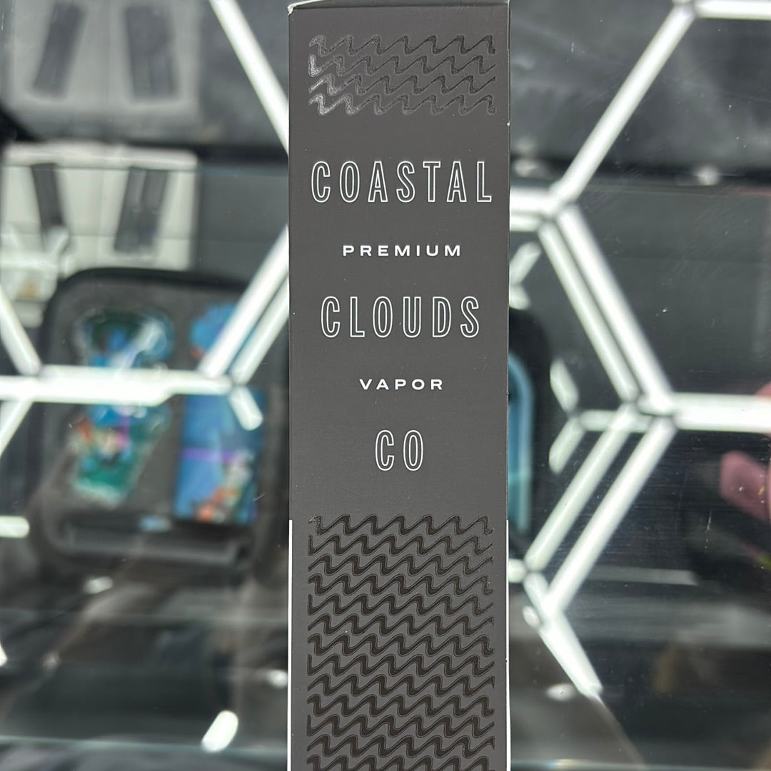 Coastal clouds, strawberry pineapple coconut 3mg