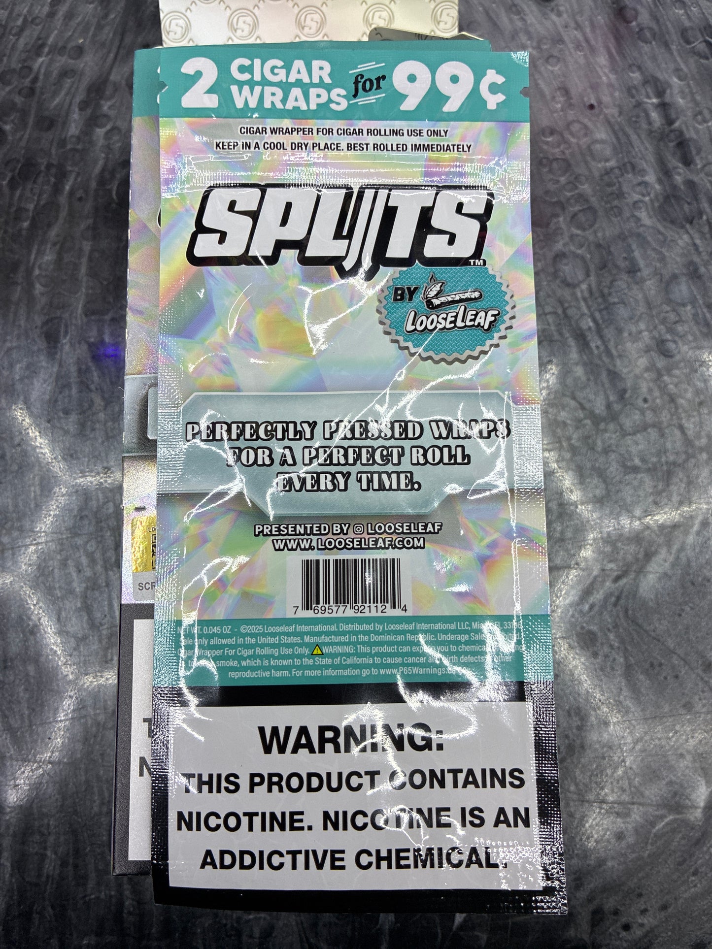 Looseleaf splits Diamond