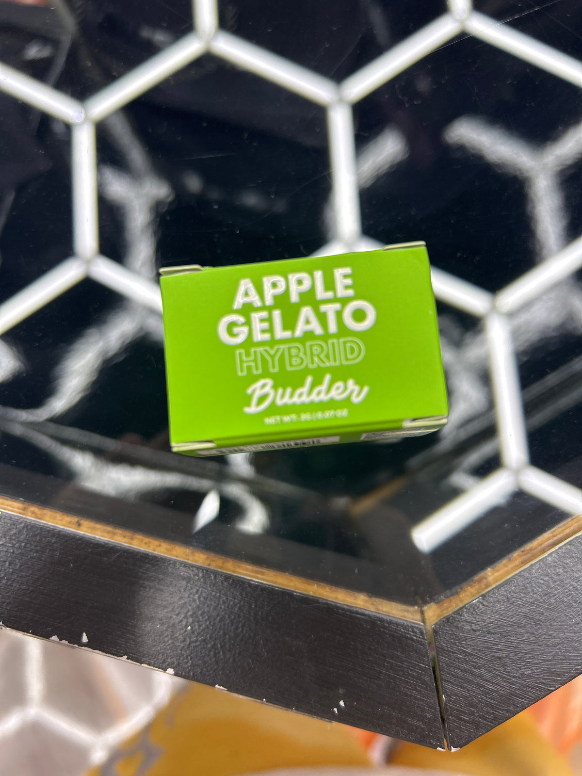Diamond lit! Budder 2g concentrate apple gelato hybrid