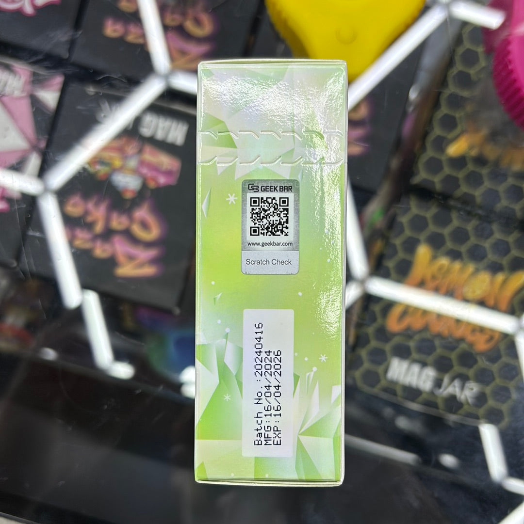 Geek bar pulse frozen cherry apple