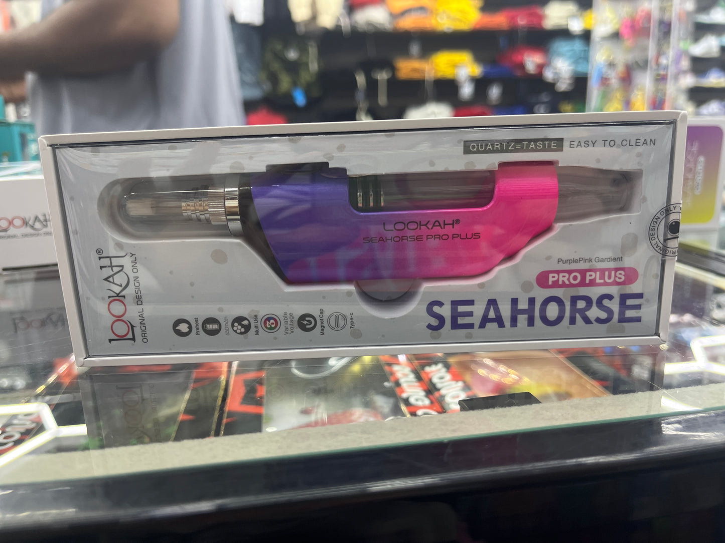 Seahorse pro plus pink purple gradient