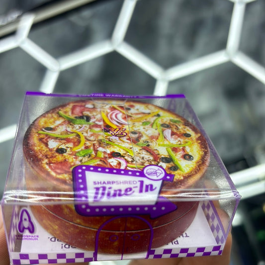 Sharpshred dine in grinder pizza