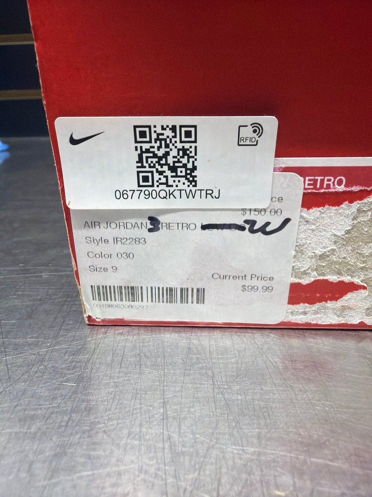 Jordan 3 Retro Champagne and Oysters Size 9