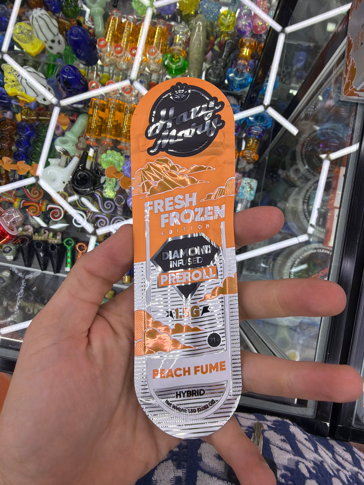 Hazy Mary Fresh Frozen Edition Diamond Infused 1.5g preroll Hybrid Peach Fume