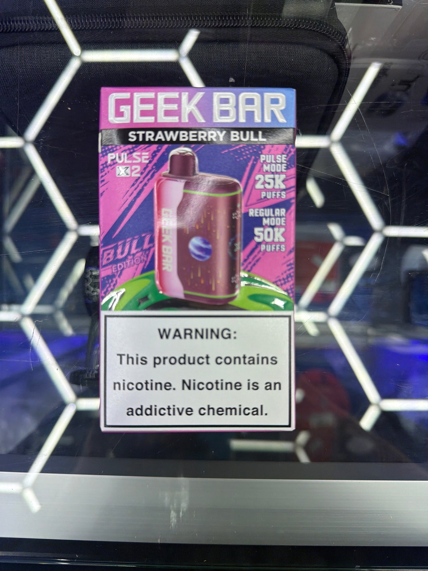 Geekbar Pulse x2 25k hits STRAWBERRY BULL