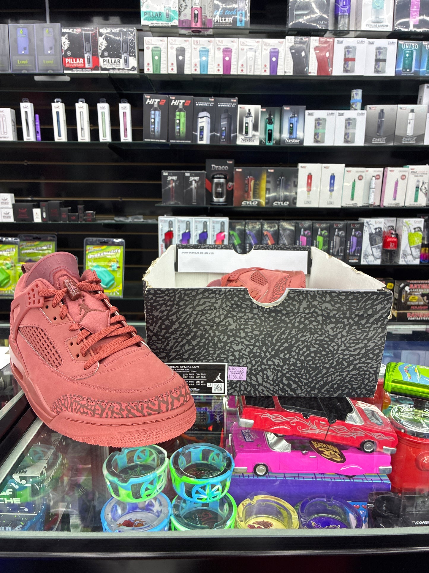 Jordan spizike low size 11.5