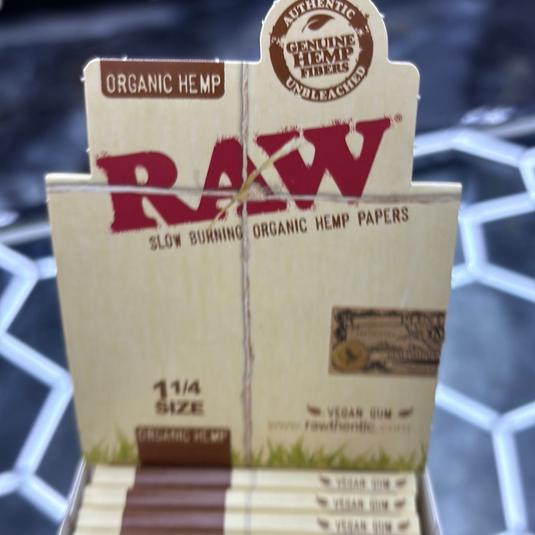 Raw organic hemp 1 1/4 rolling paper