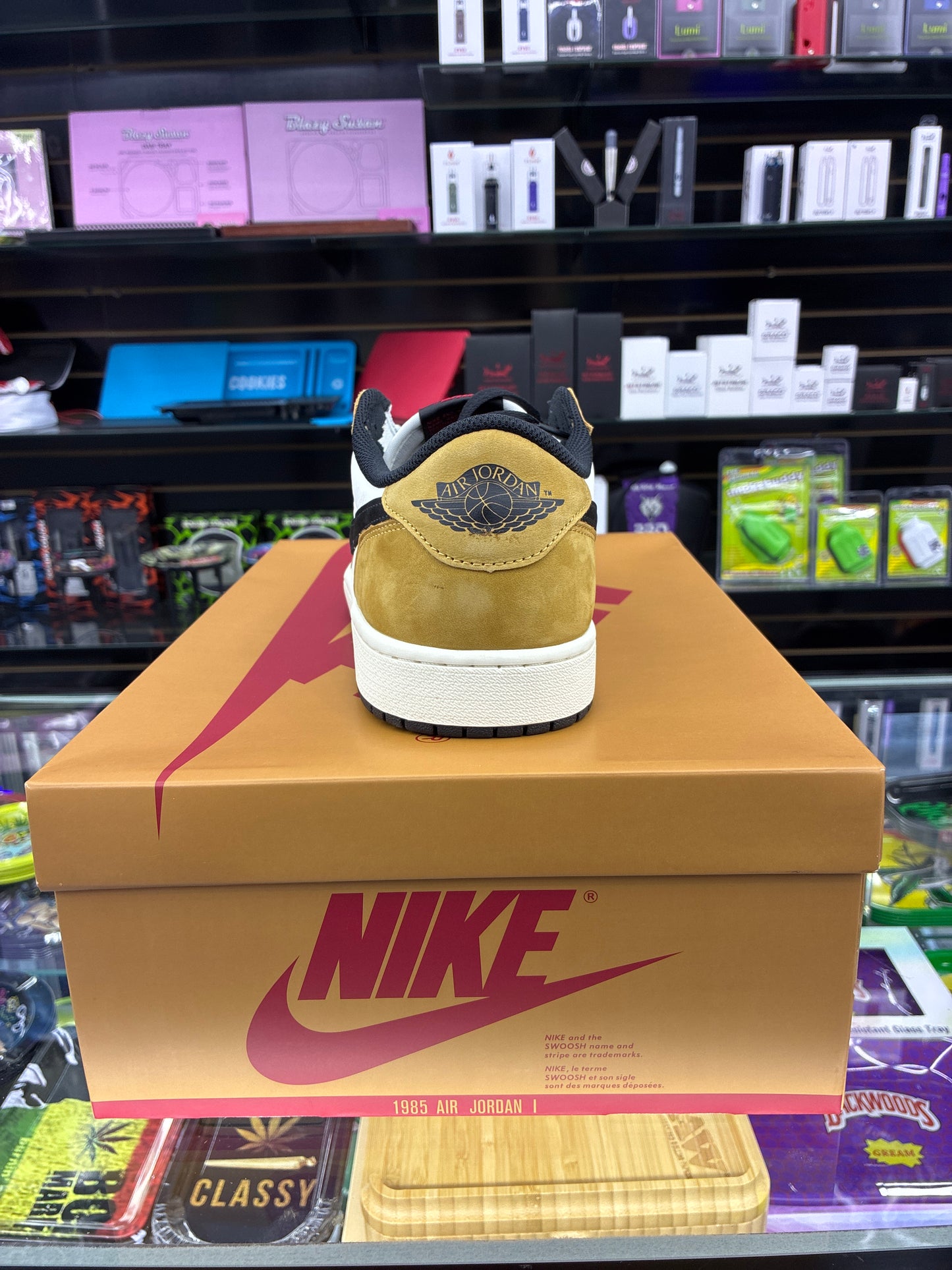 Air Jordan 1 retro low og sail size 14