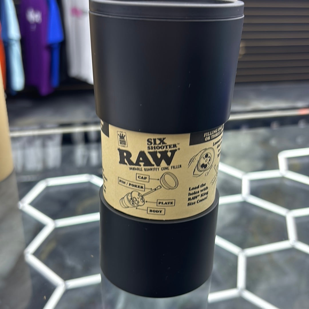 Raw six shooter for king size cones