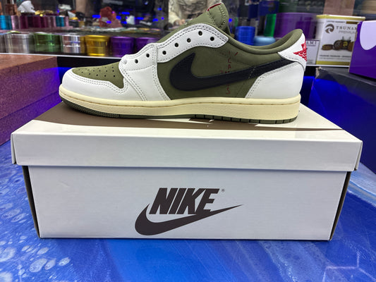 Air Jordan 1 low Travis olive size 11.5
