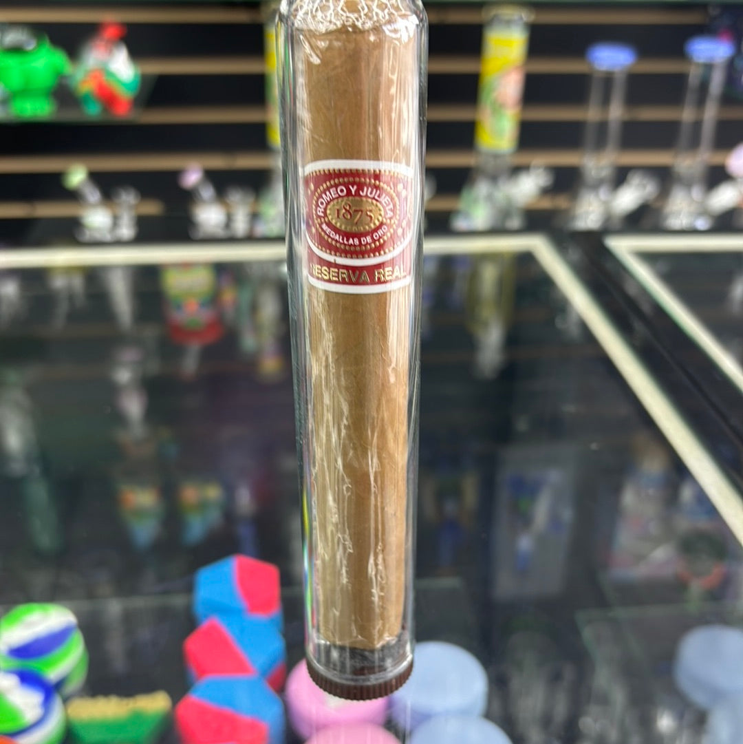 Romeo y julieta reserva real toro