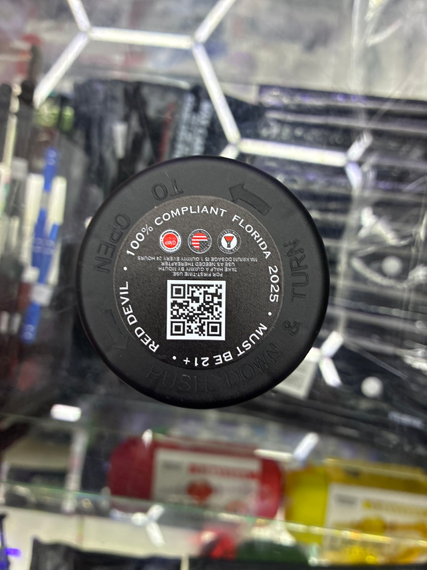 Red devil d9+hhc+thcp lights out blend blueberry + pineapple 600mg 2ct