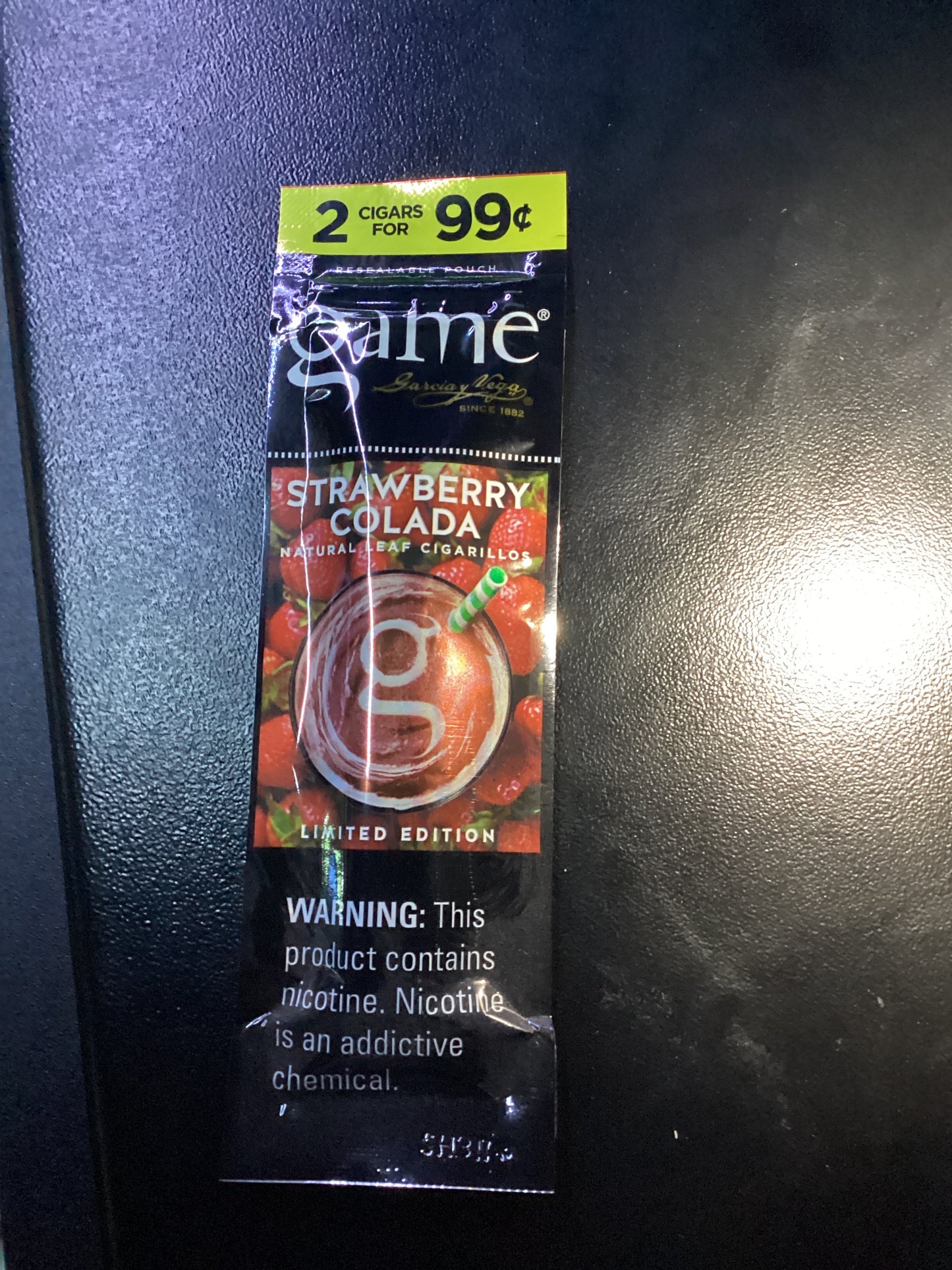 Game strawberry coladacigarillo