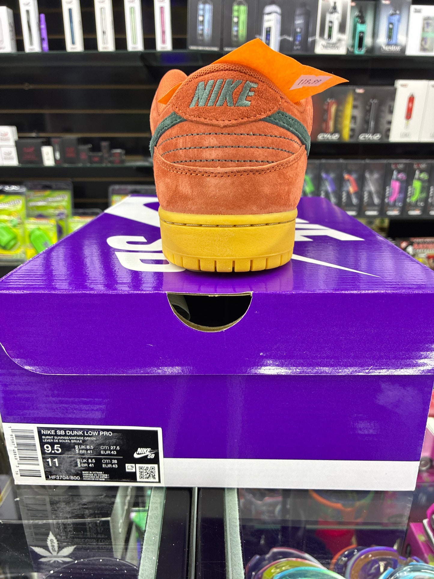 Nike sb dunk low pro burnt sunrise size 9.5