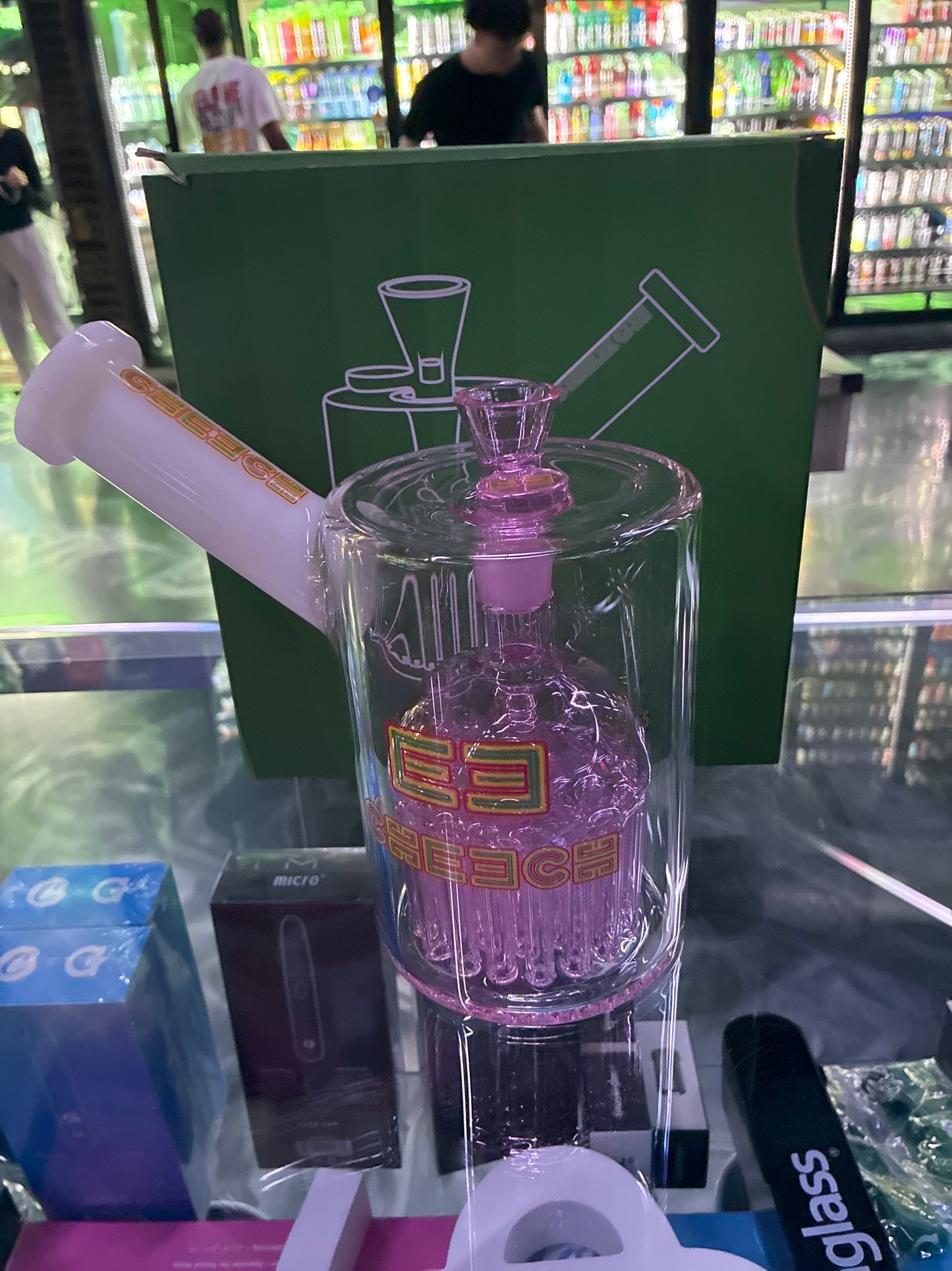 Cheech 7’ PACK A PUNCH water pipe pink