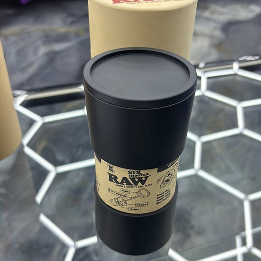 Raw six shooter for king size cones