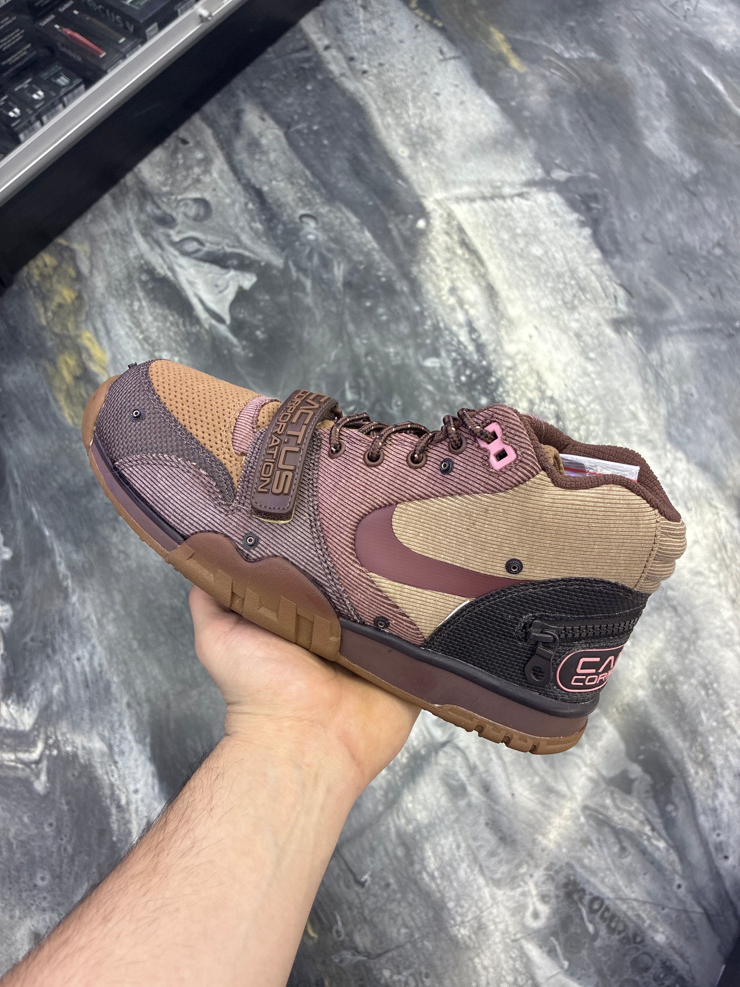 Travis scoot wheat Nike air trainer 1 SP size 9