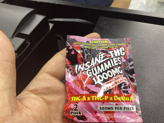Insane THC gummy’s 1000 mg smashing strawberry