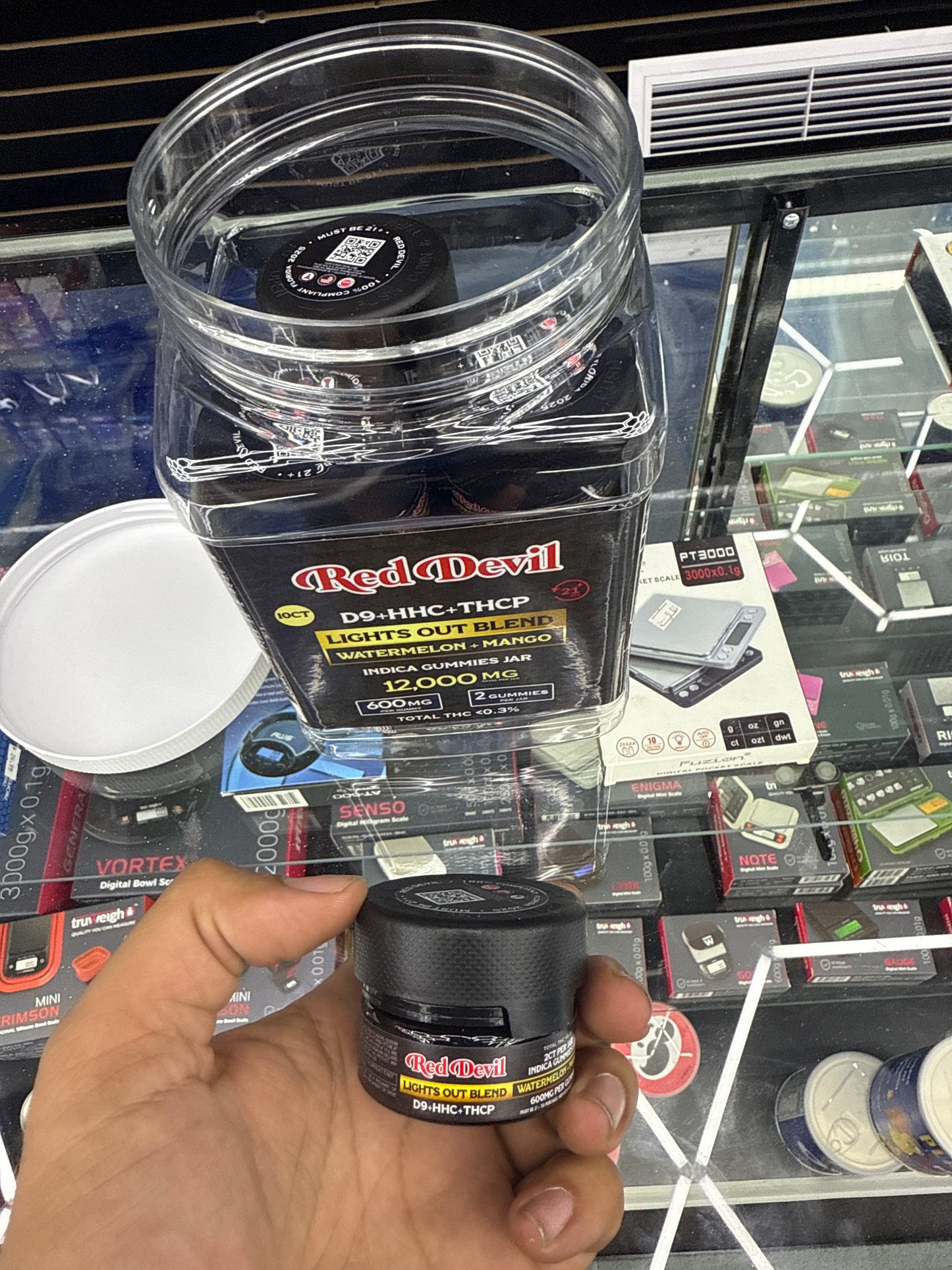 Red devil lights out blend 12,000mg watermelon mango