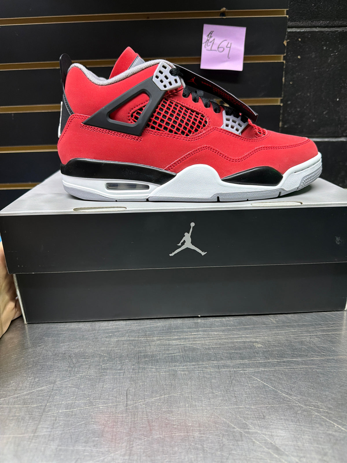 Jordan 4 Retro Toro Bravo (2026) Size 9.5