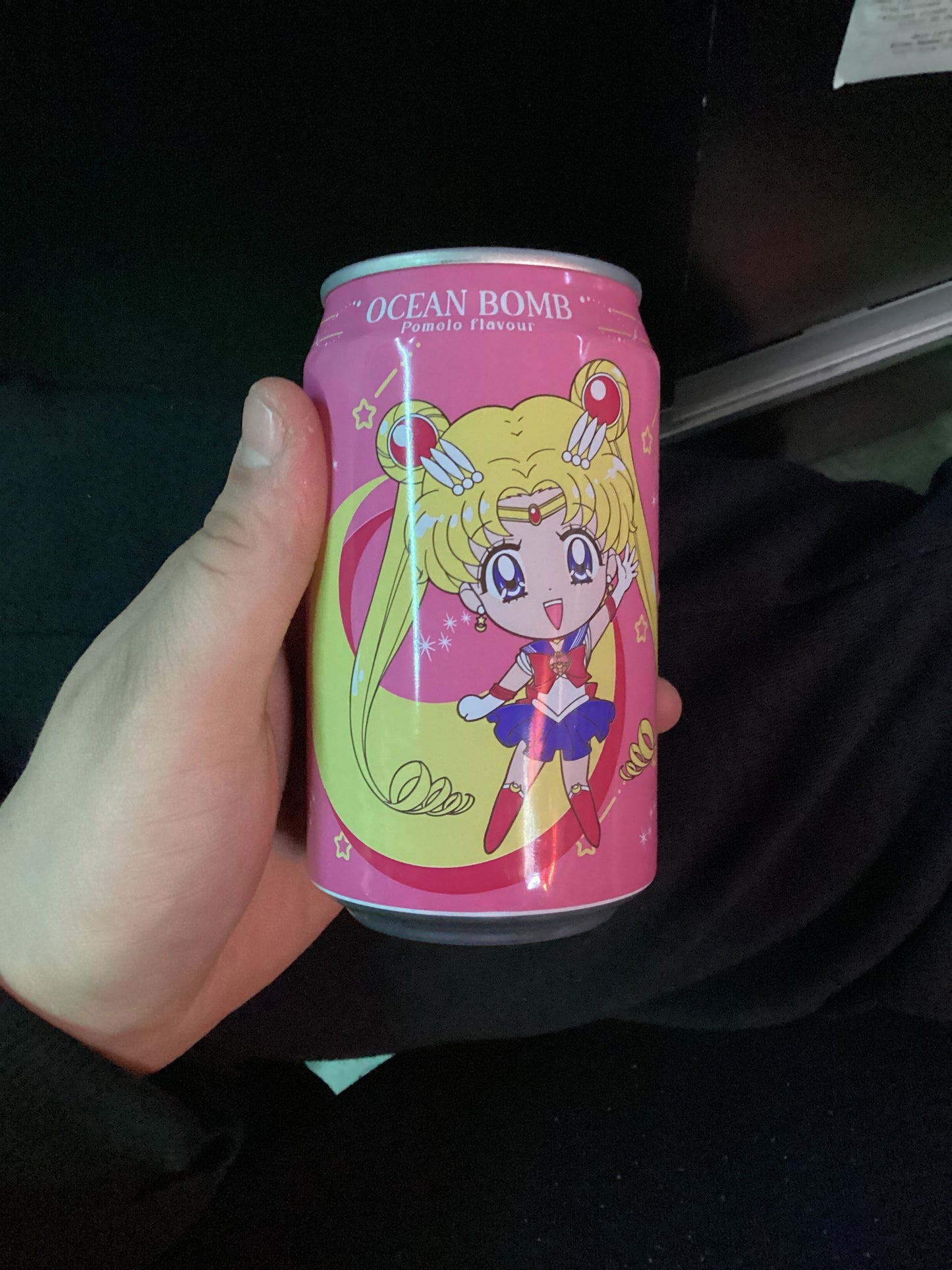 Ocean bomb pomelo flavor sparkling water sailor moon