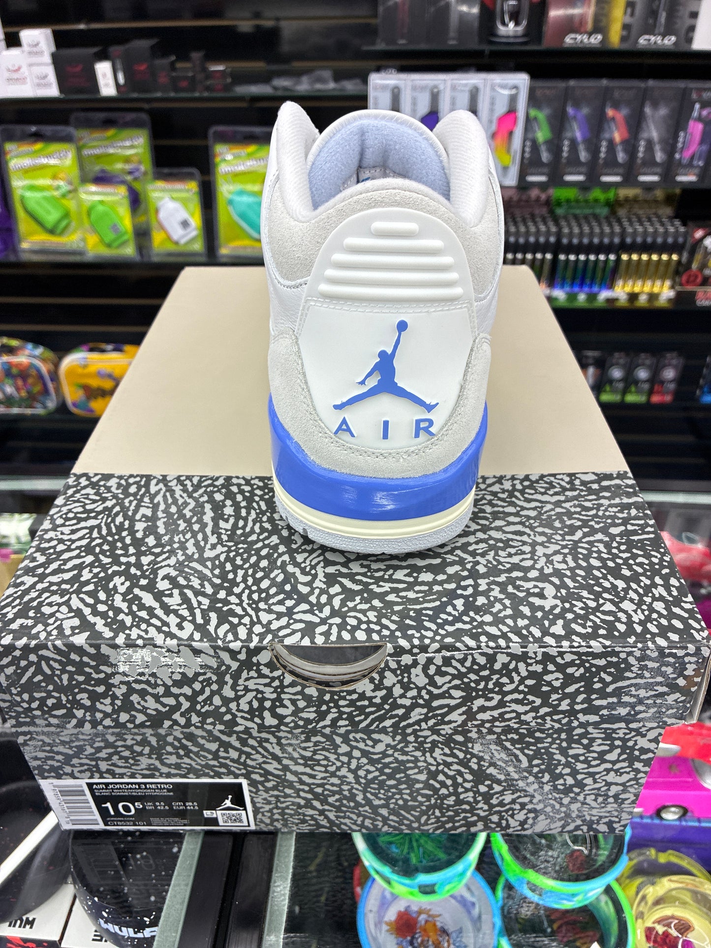 Air Jordan 3 lucky shorts size 10.5