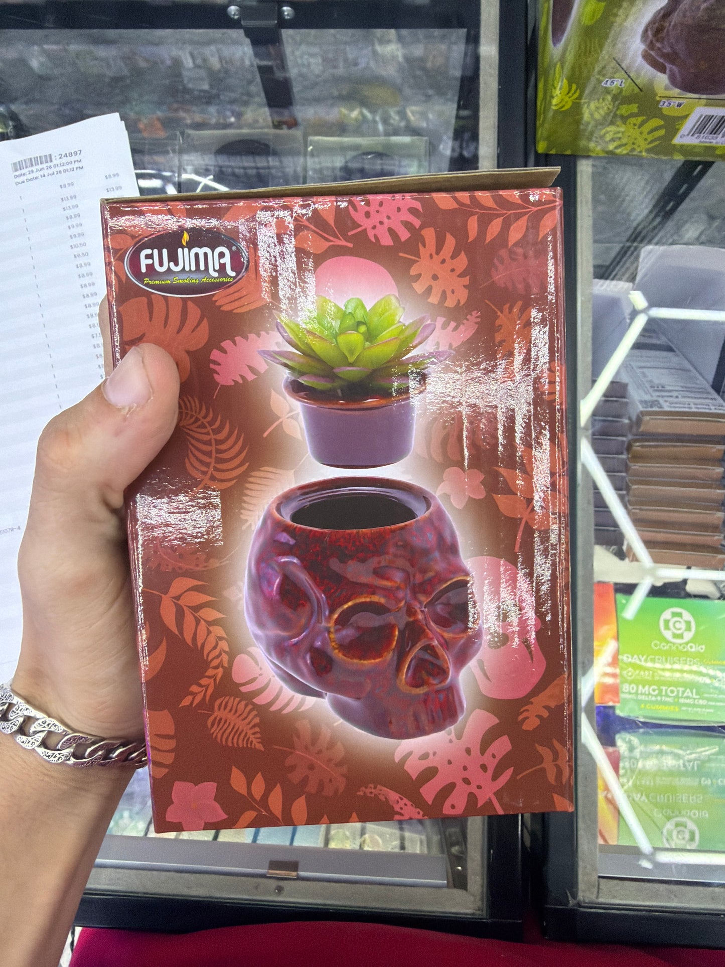 Fujima red skull planter