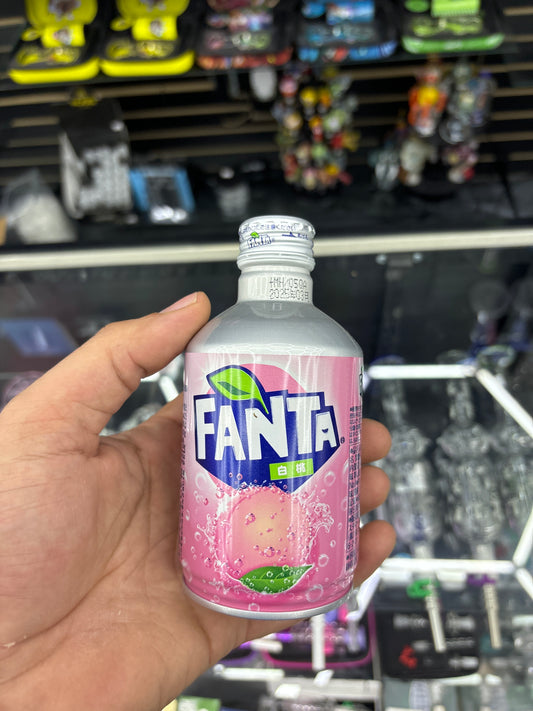 Fanta peach can