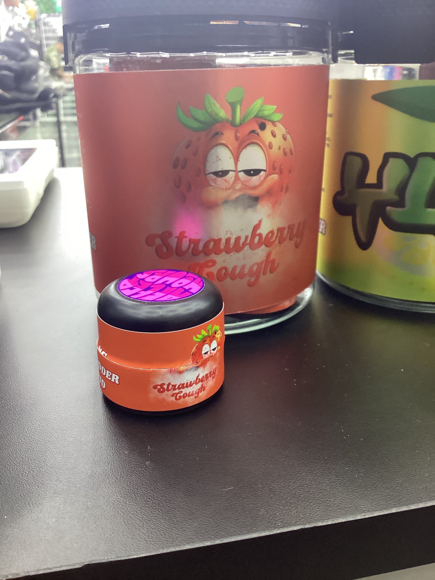 After hours 4g thca badder strawberry cough hydrid