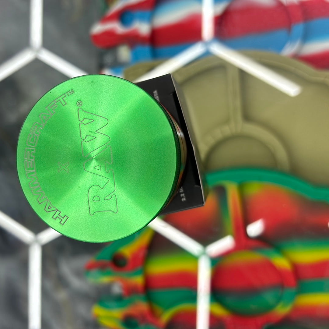 Raw X hammer craft 2.2 inch diameter, 4 piece grinder Rasta