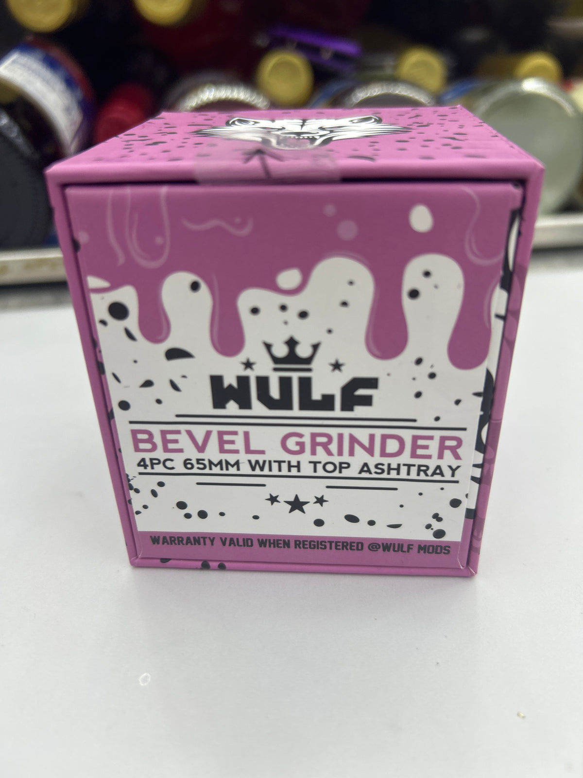 Wulf bevel grinder with top ashtray pink w/black spots