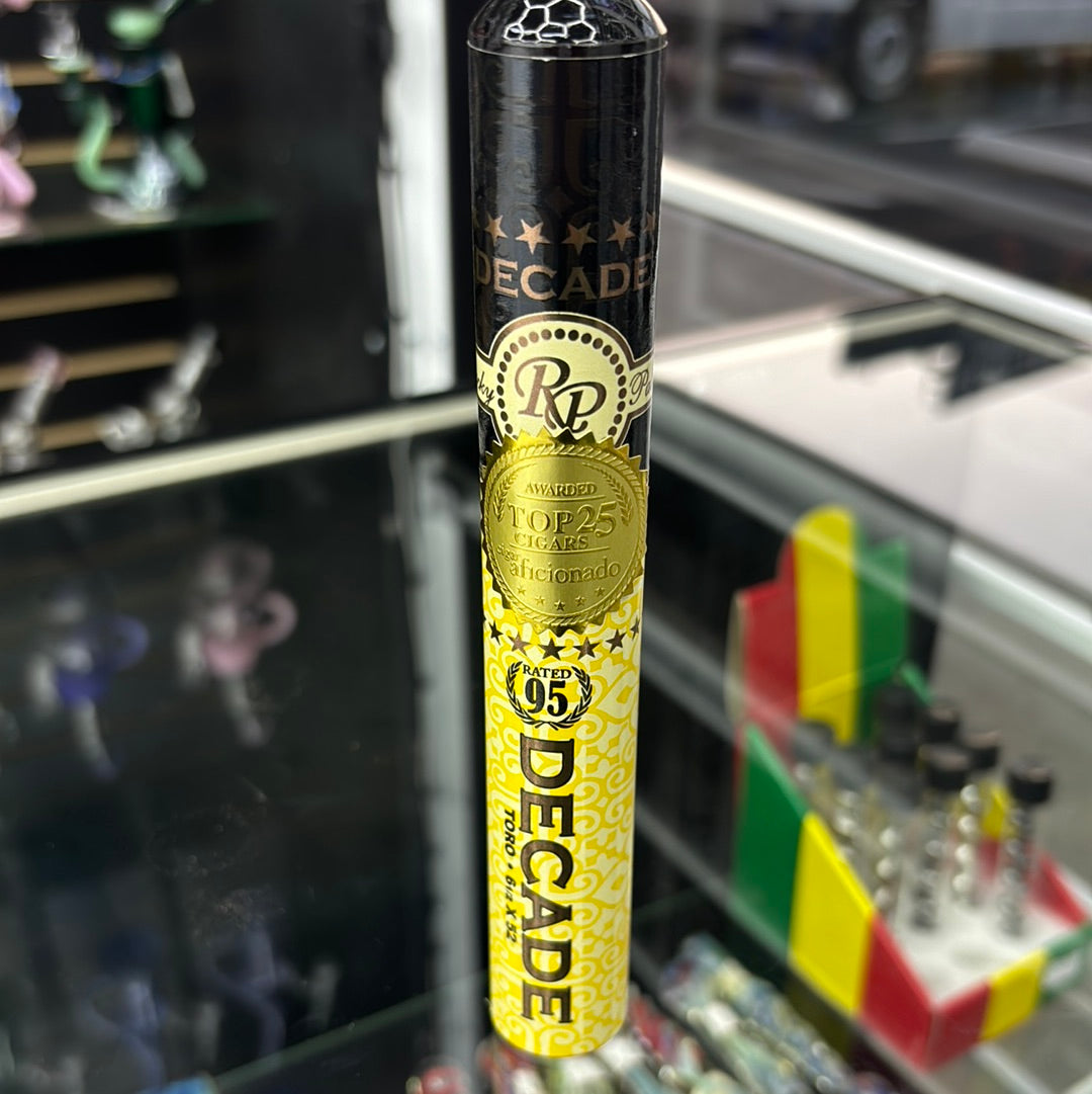 Rocky Patel decade toro