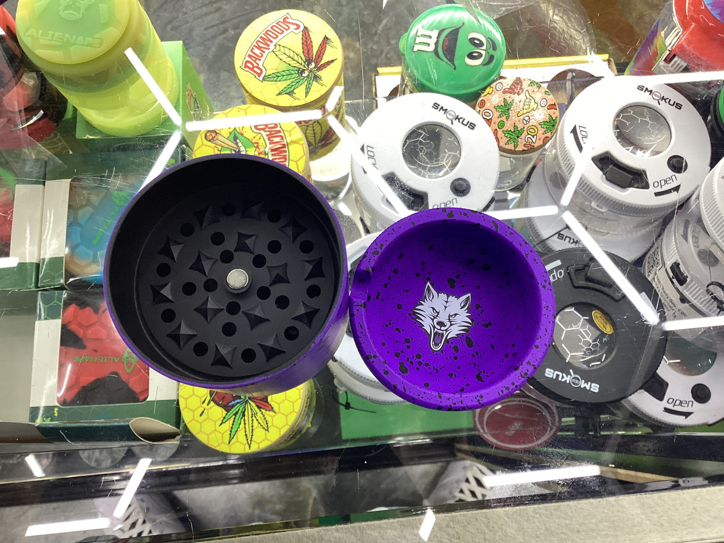 Wulf bevel grinder with top ashtray