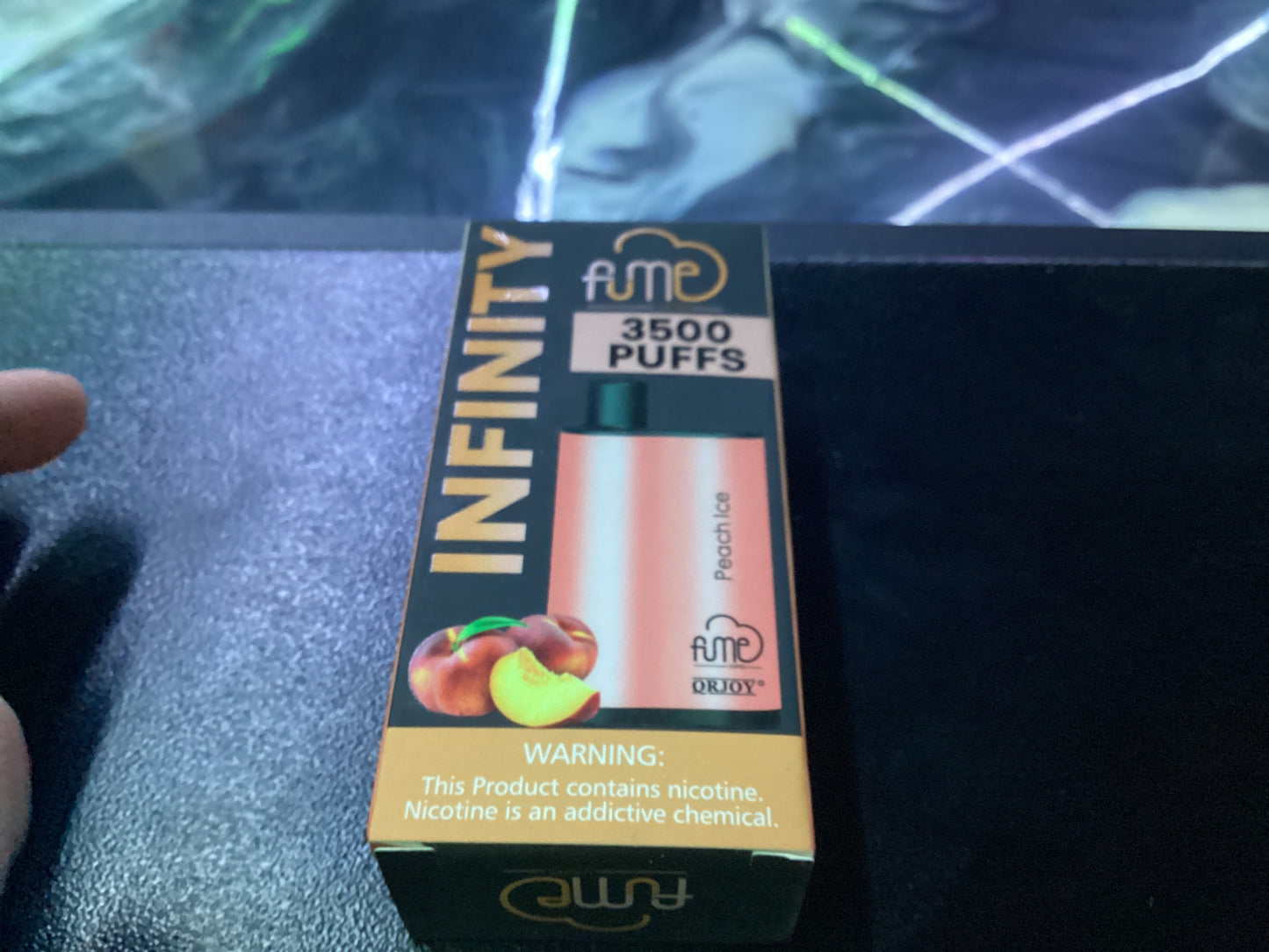 Fume infinity 3500 puffs peach ice