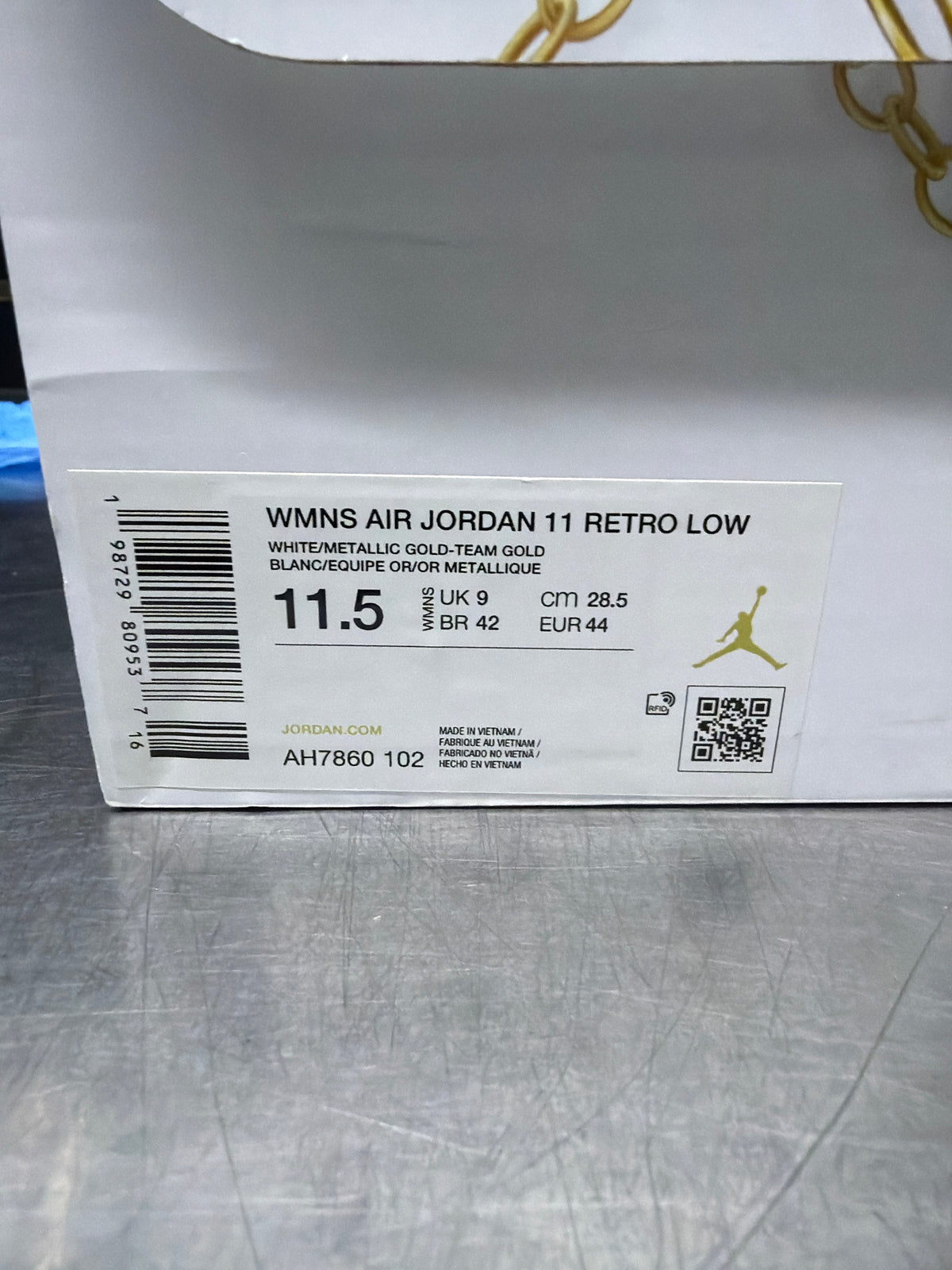 Jordan 11 Retro Low Mother’s Day Size 11.5