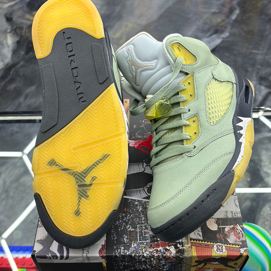 Air Jordan five retro jade horizon/desert sand 9.5 M