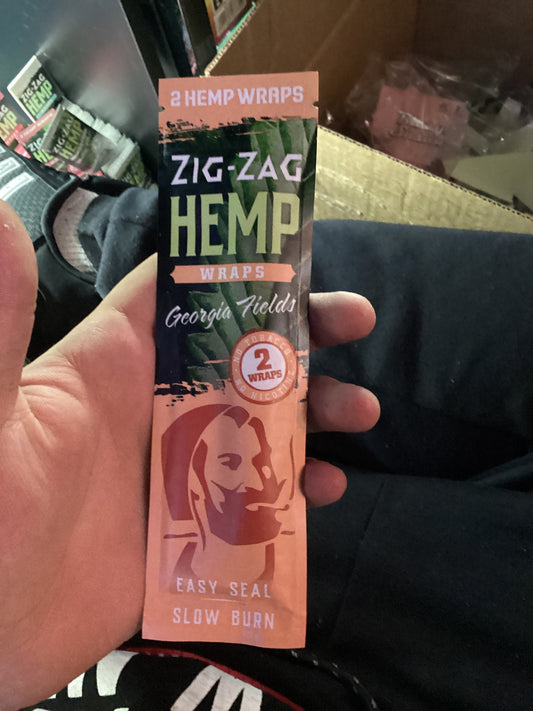 Zig-zag hemp wraps Georgia fields