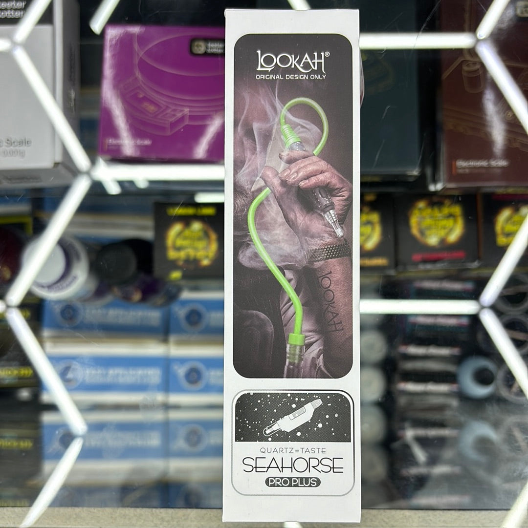 Lookah seahorse pro plus black & white splattered dots