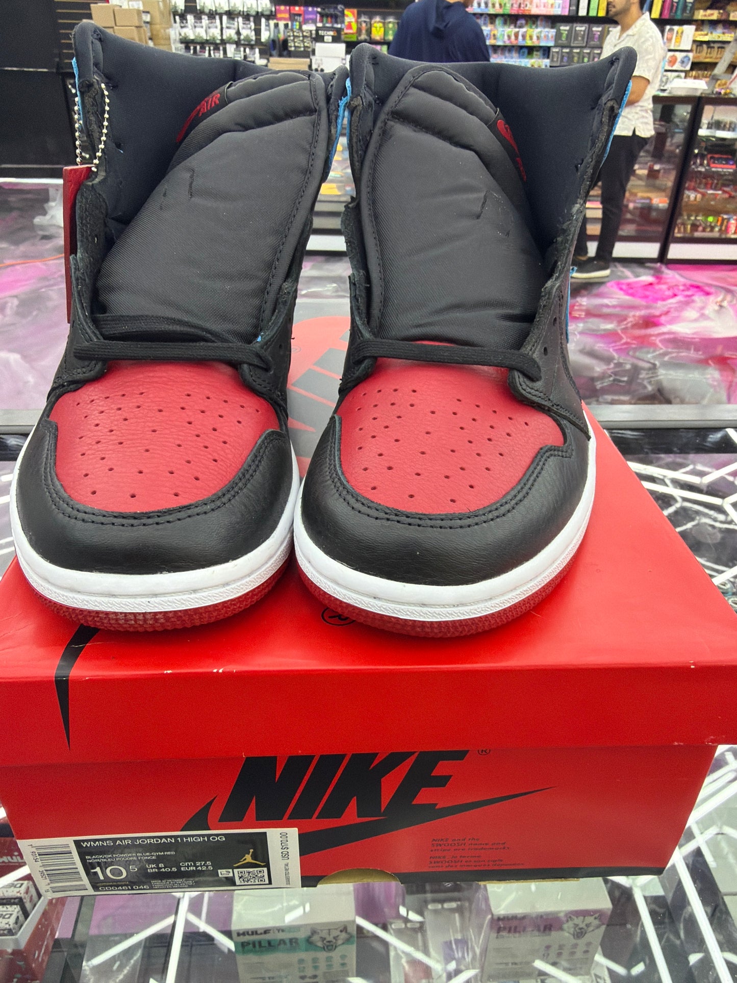 Jordan 1 Retro High NC to Chi (woman’s) Sz 10.5