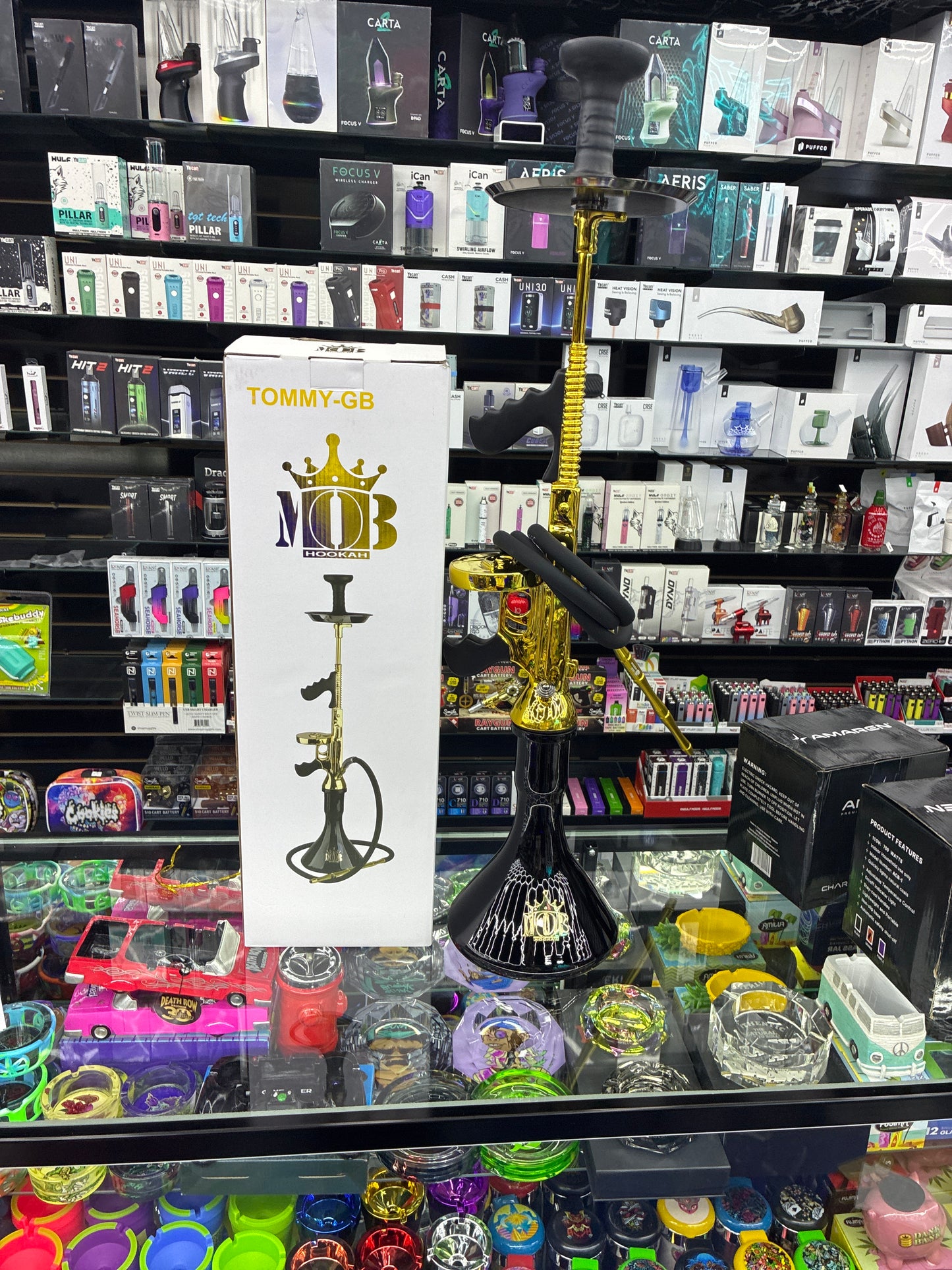 Mob Tommy gun hookah 34’ gold & black