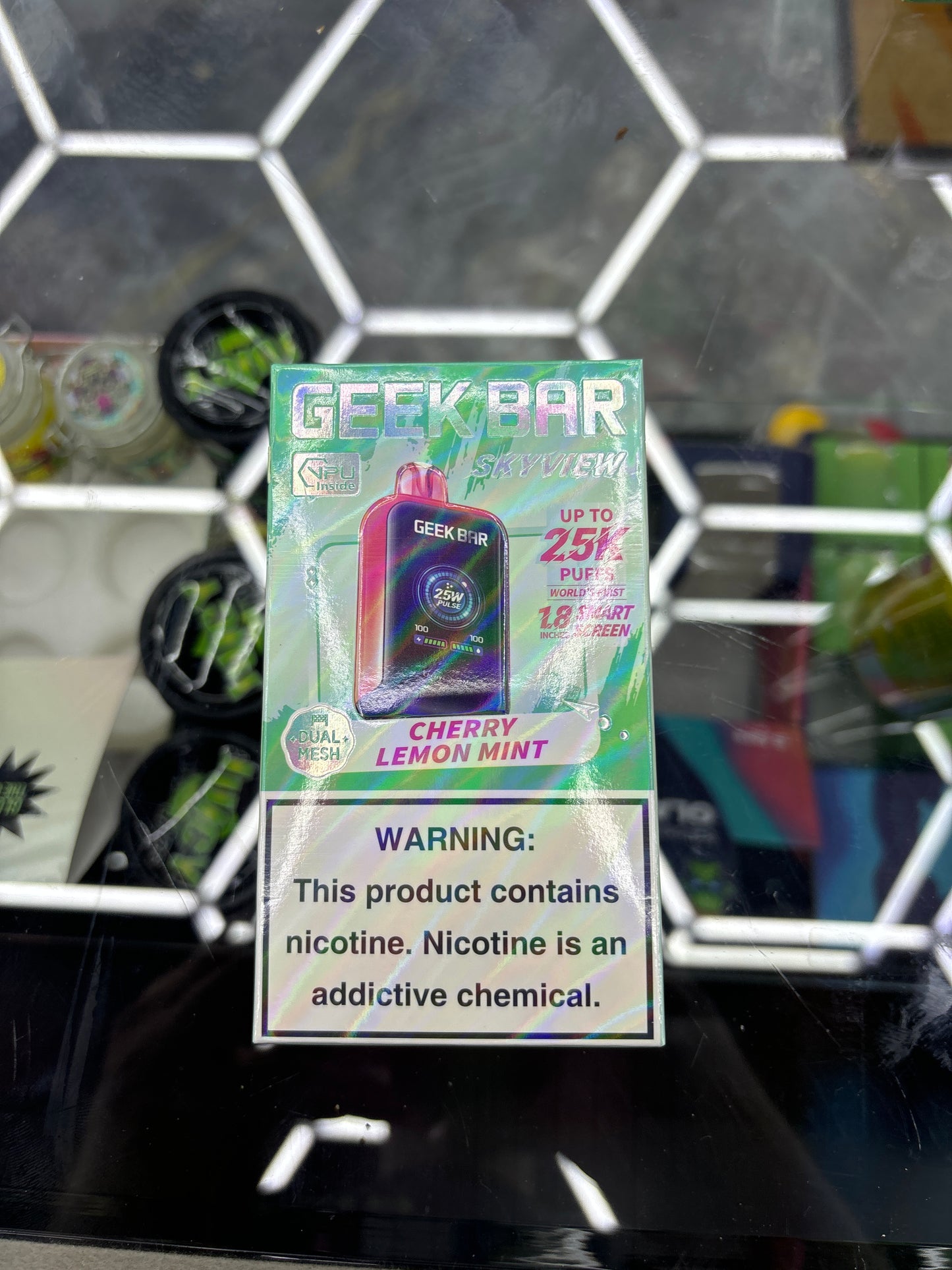 Geek bar skyview cherry lemon mint