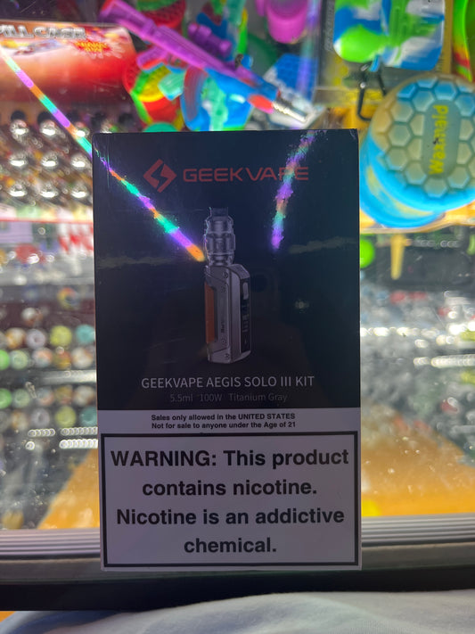Geekvape aegis solo 3 kit titanium gray