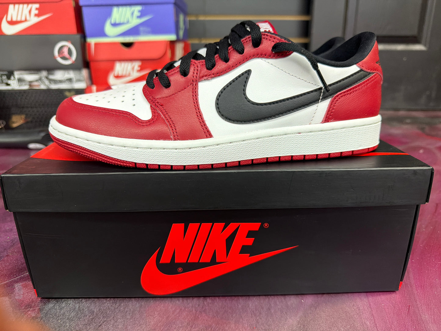 Air Jordan 1 Retro Low OG Chicago (2025) Size 9.5